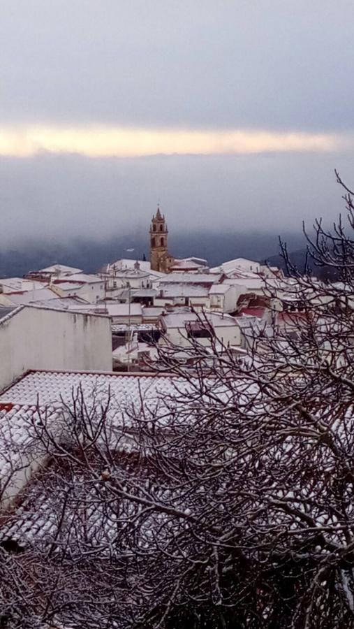 Mirador De Fuentes Guest House Fuentes de León Екстериор снимка