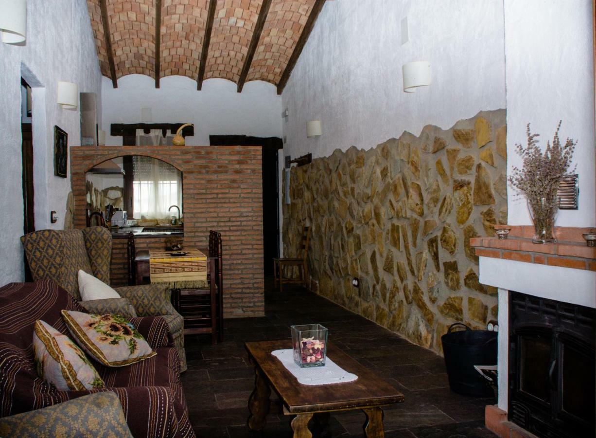 Mirador De Fuentes Guest House Fuentes de León Екстериор снимка
